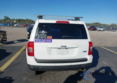 2012 Jeep Patriot Latitude z USA, uszkodzony, nr VIN 1C4NJPFB9CD634408